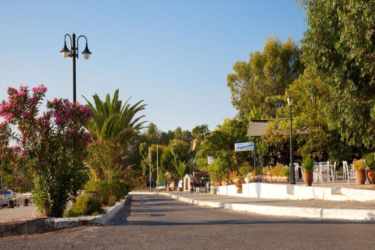 Akroyali Hotel & Villas Messinia Екстер'єр фото