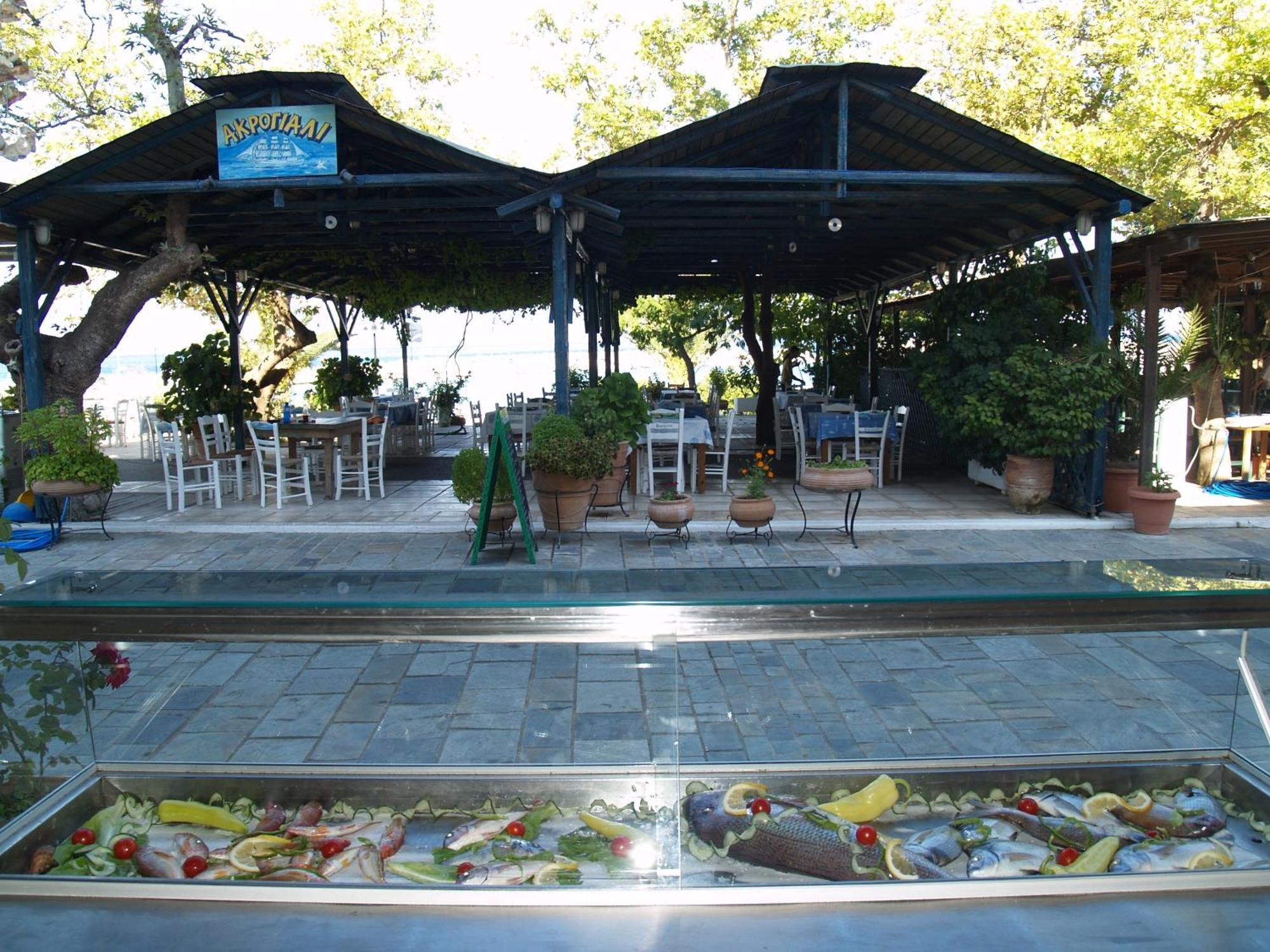 Akroyali Hotel & Villas Messinia Екстер'єр фото