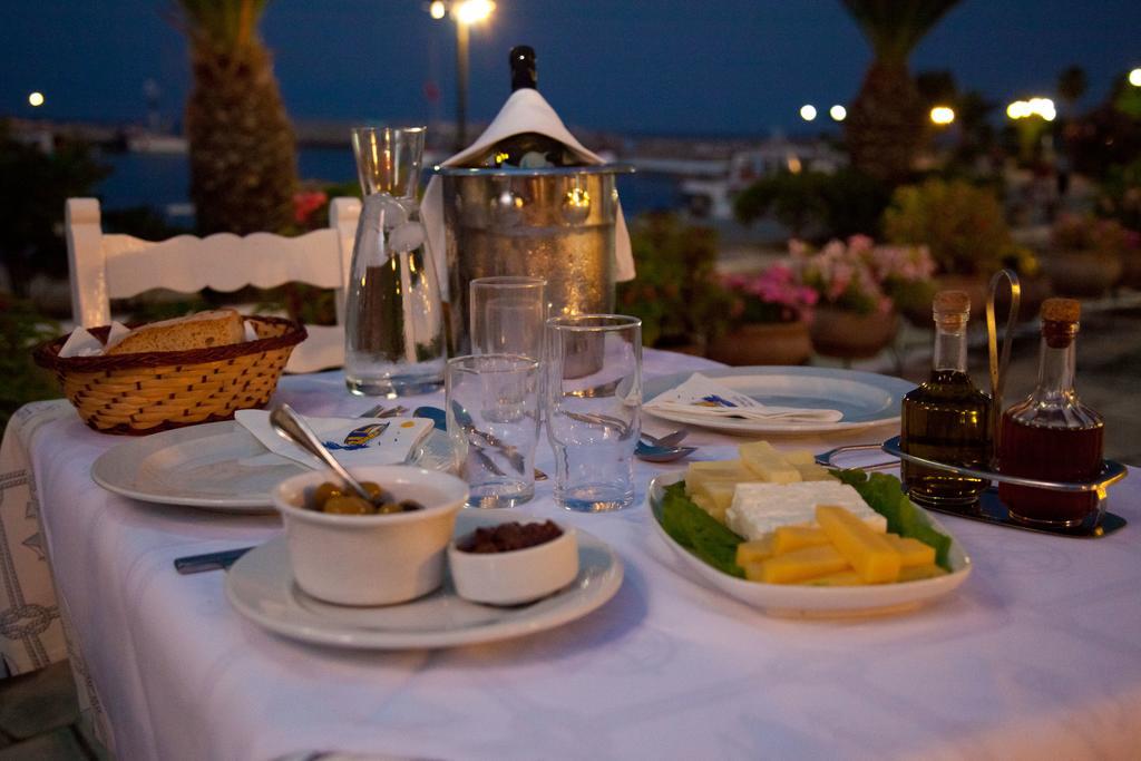 Akroyali Hotel & Villas Messinia Екстер'єр фото