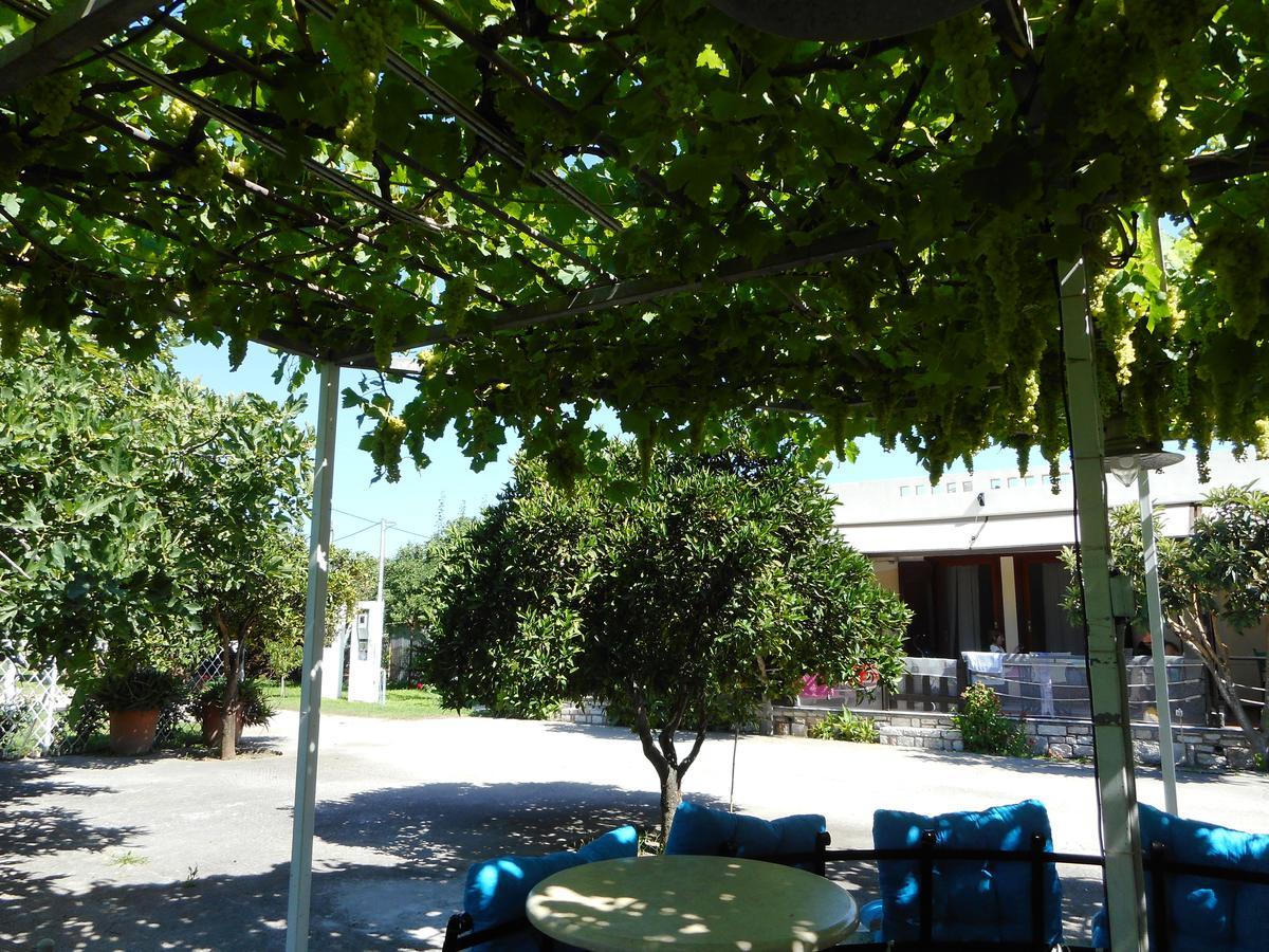 Akroyali Hotel & Villas Messinia Екстер'єр фото