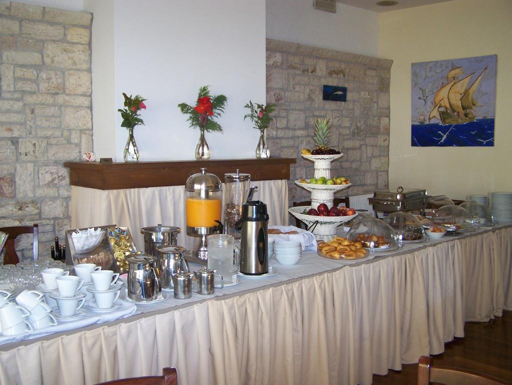 Akroyali Hotel & Villas Messinia Екстер'єр фото